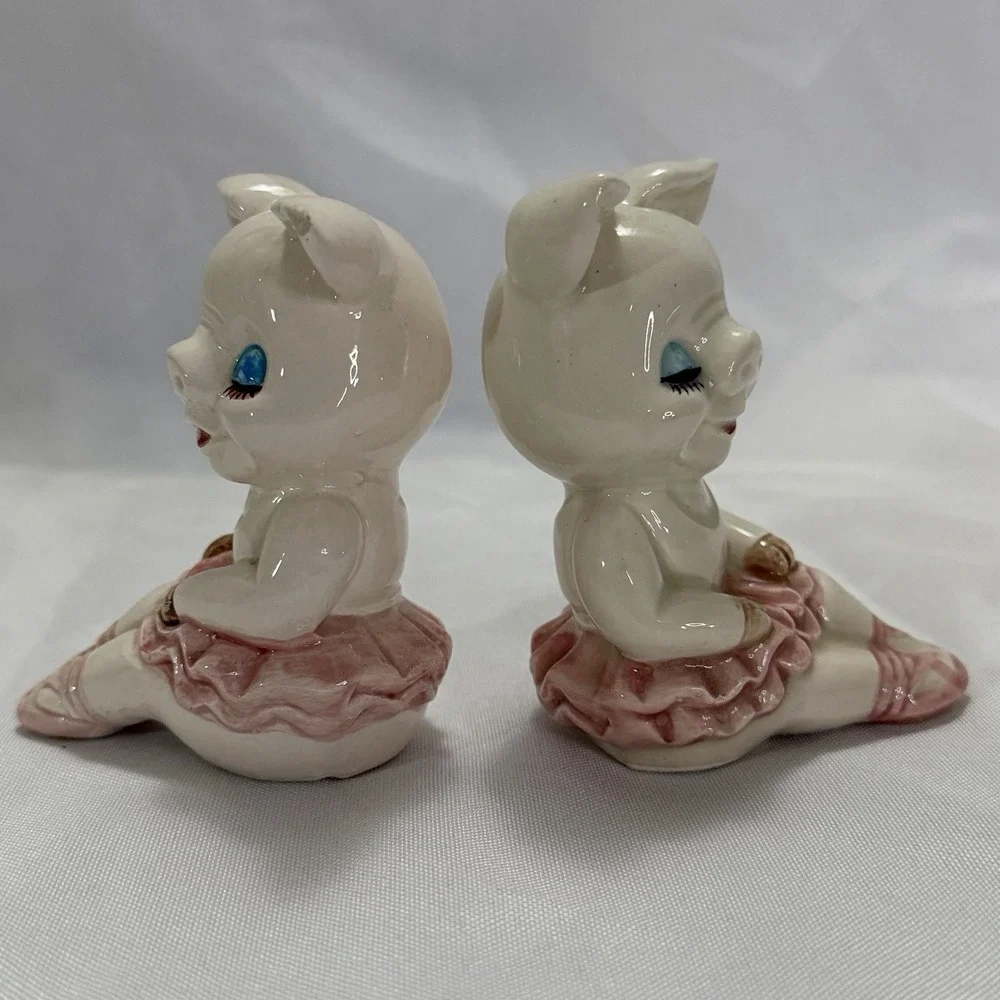 Vintage LEGO Taiwan Pig Ballerina Salt & Pepper Shakers Cute Ceramic Novelty Set